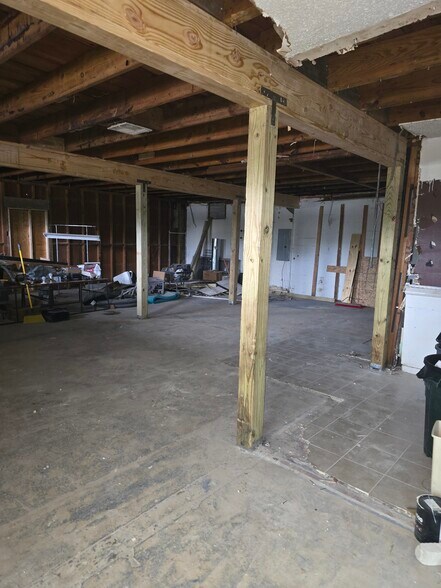 More Photos Of 3619 Reed Rd, Houston Freestanding For Lease