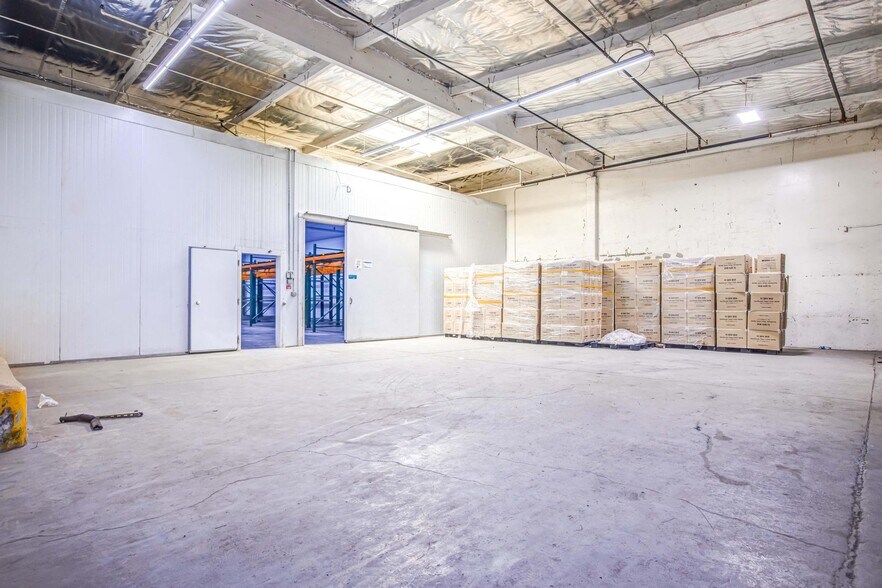 More Photos Of 6820-6830 E Washington Blvd, Commerce Refrigeration Cold Storage For Lease