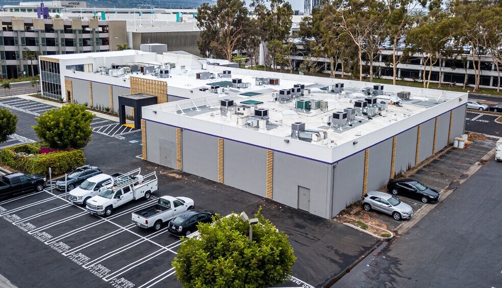 More Photos Of 3531 Fashion Way, Torrance Medical For Lease