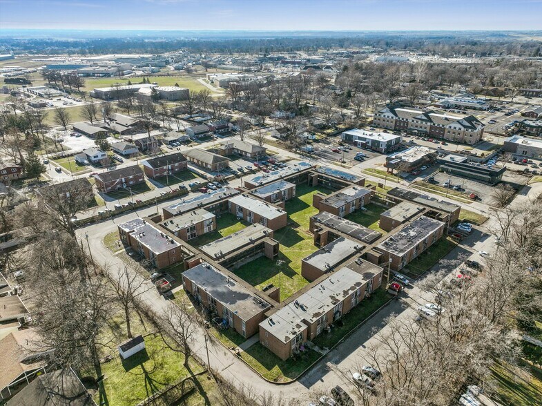 More Photos Of 1100 Arthur St, Iowa City Apartments For Sale