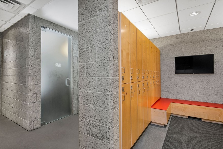 More Photos Of 200 E Illinois St, Chicago Apartments For Sale