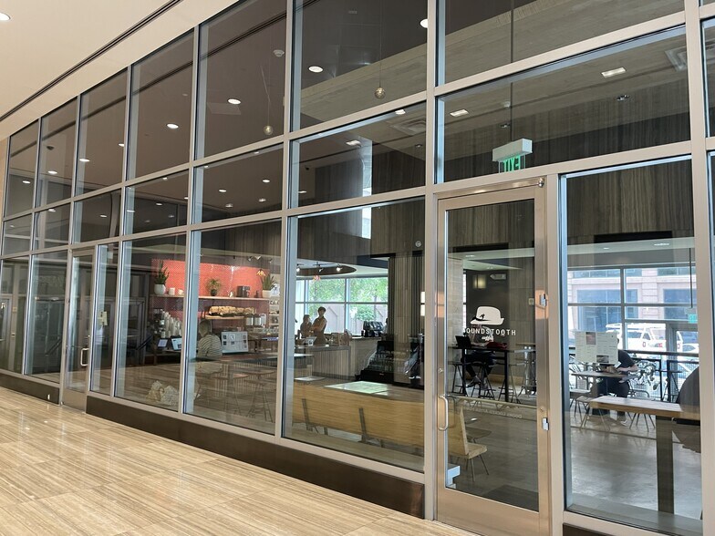 More Photos Of 401 Congress Ave, Austin Office For Lease