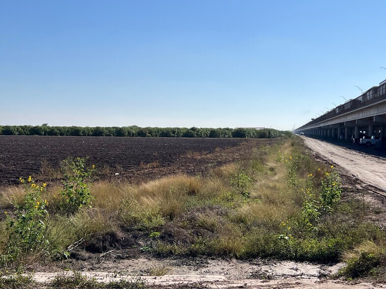 More Photos Of 424.43 Acs on E. Side of Pharr Intl. Bridge, Pharr Land For Sale
