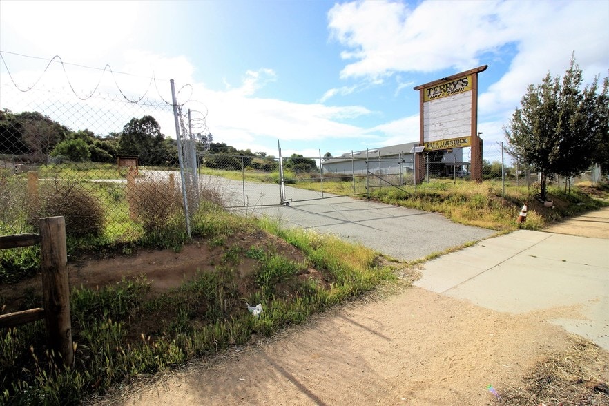 More Photos Of 27352 Valley Center Rd, Valley Center Land For Sale
