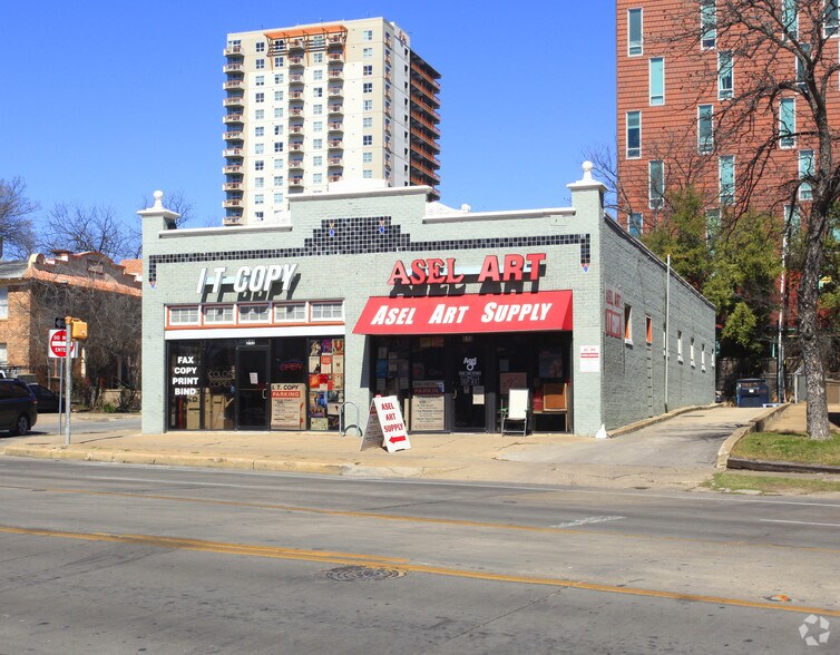 More Photos Of 510-512 W Martin Luther King Blvd, Austin General Retail For Sale