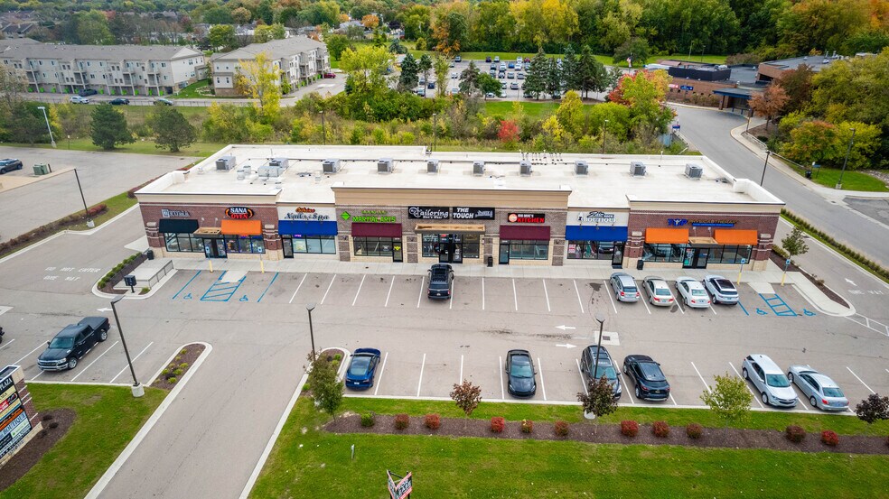 More Photos Of 3522-3594 15 Mile Rd, Sterling Heights Unknown For Lease