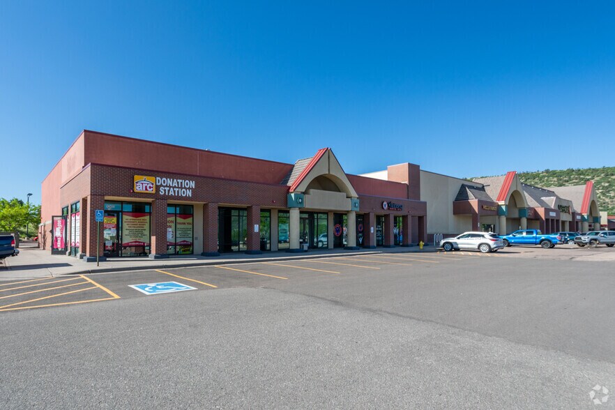 More Photos Of 12402-12482 W Ken Caryl Ave, Littleton General Retail For Lease