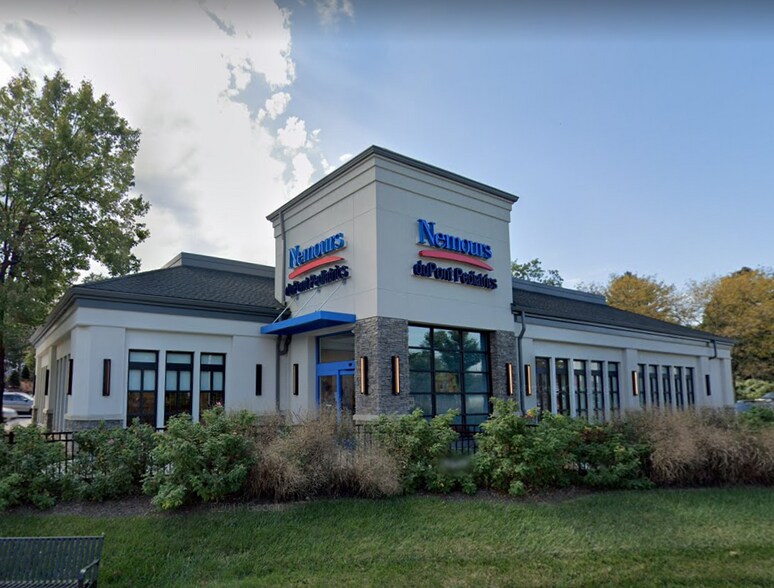 More Photos Of 1676 E Lancaster Ave, Paoli Freestanding For Sale