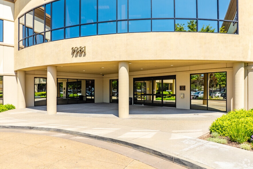 More Photos Of 9381 E Stockton Blvd, Elk Grove Office For Lease