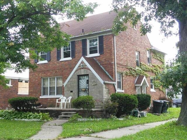 More Photos Of , Detroit Specialty For Sale