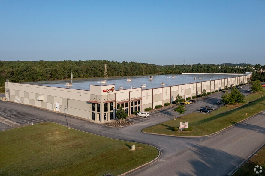 More Photos Of 1840 Corporate Woods Dr, Alabaster Distribution For Lease
