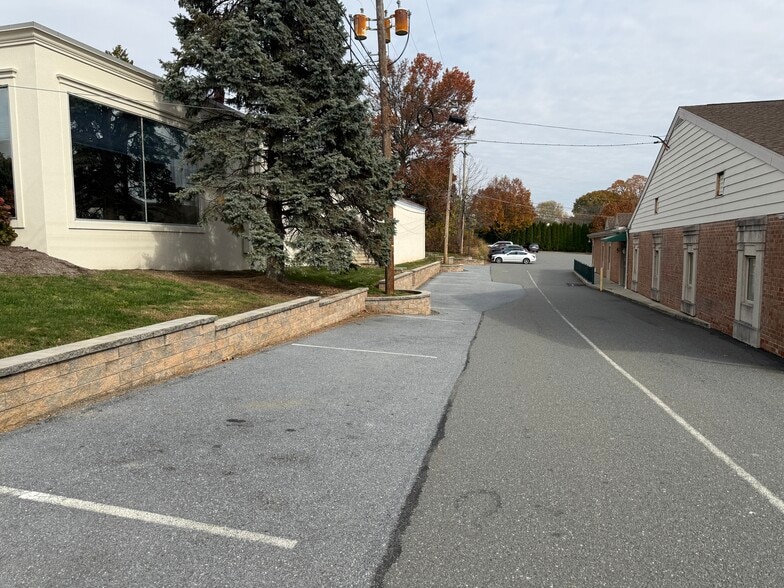 More Photos Of 3701 Perkiomen Ave, Reading Medical For Sale