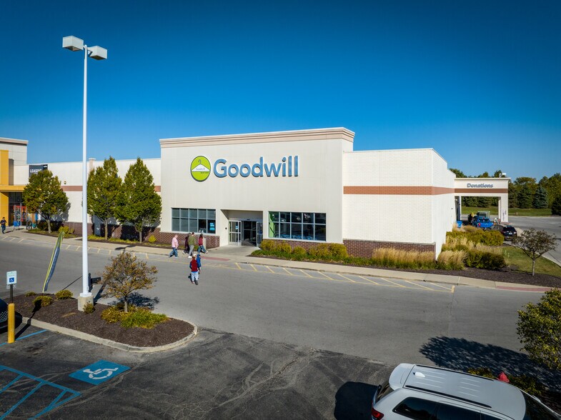 More Photos Of 16800 Mercantile Blvd, Noblesville Unknown For Lease