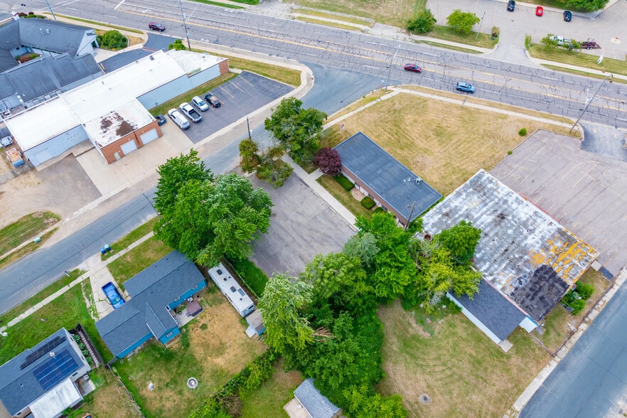 More Photos Of 1516 Trimble Ave, Kalamazoo Office For Sale
