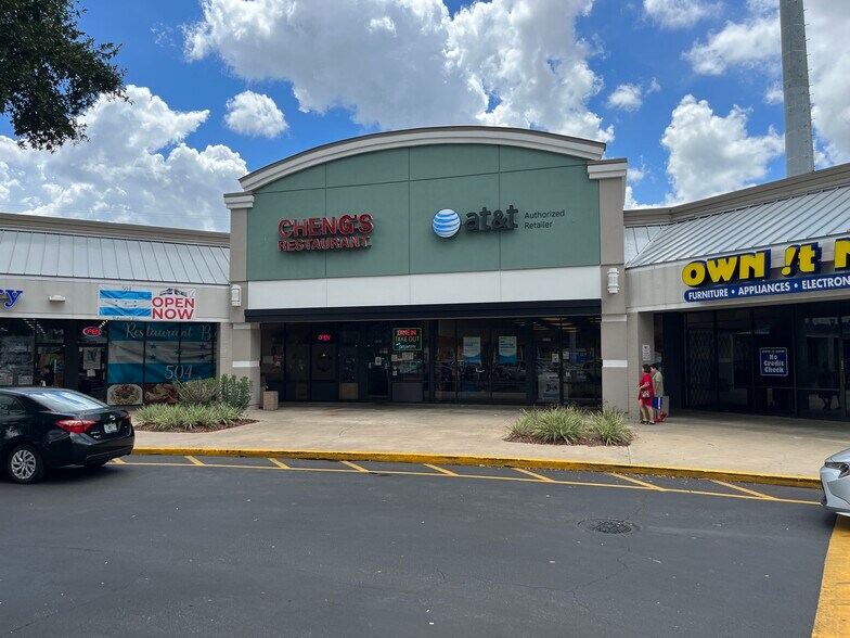 More Photos Of 4042 S Semoran Blvd, Orlando Supermarket For Lease