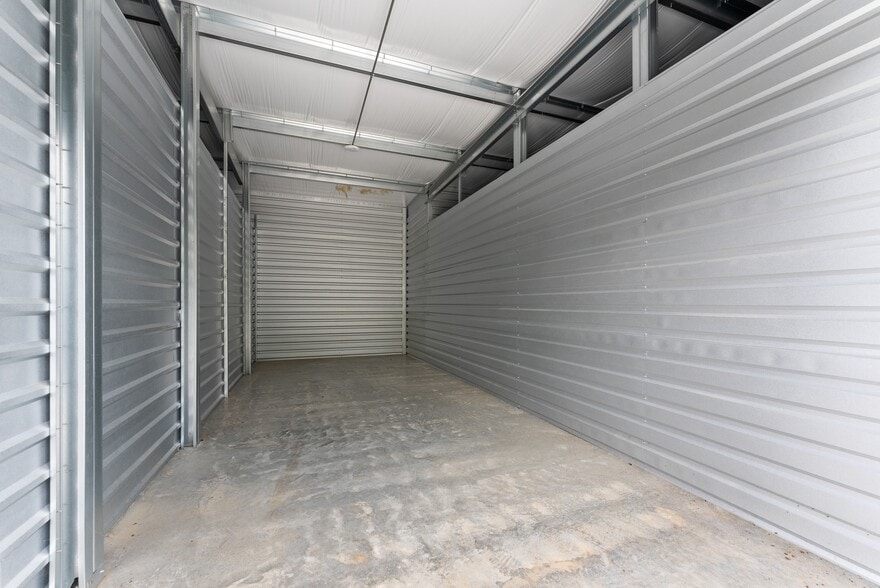 More Photos Of 4152 Browns Bridge Rd, Gainesville Self Storage For Sale