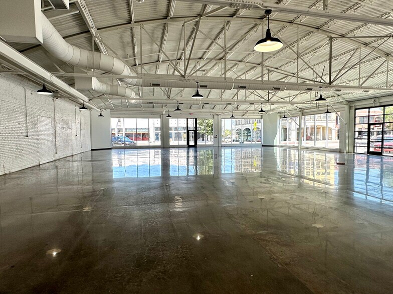 More Photos Of 801 N Broadway Ave, Oklahoma City Storefront Retail Office For Lease