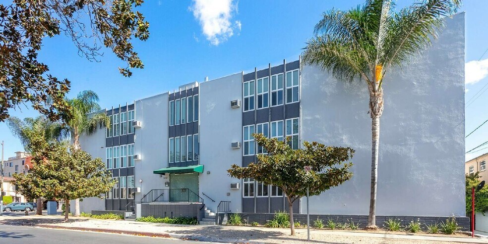 Primary Photo Of 1010 S Bedford St, Los Angeles Apartments For Sale