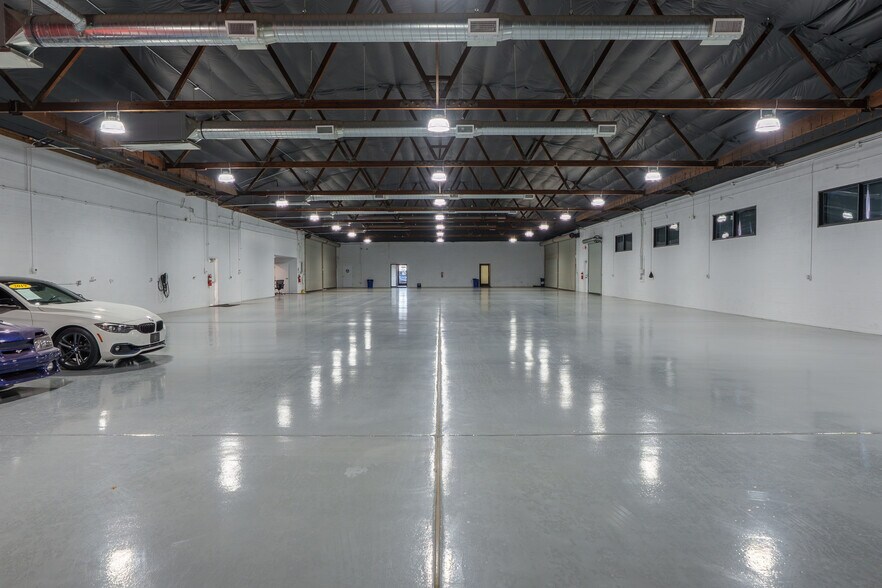 More Photos Of 83333 State Highway 111, Indio Auto Dealership For Lease