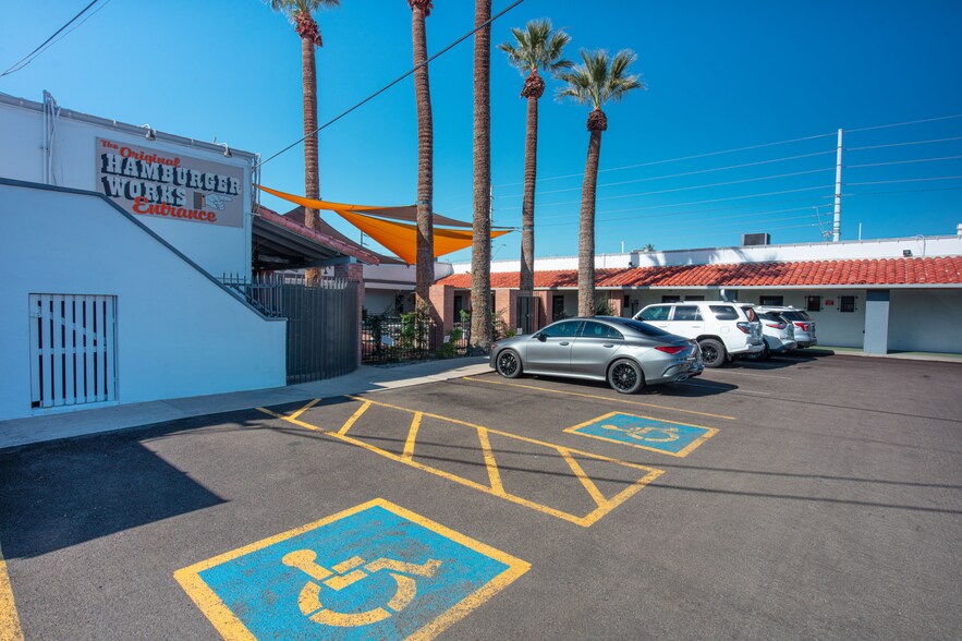 More Photos Of 2801-2829 N 15th Ave, Phoenix General Retail For Lease