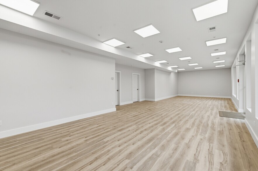 More Photos Of 292 Main St, Nyack Office For Lease