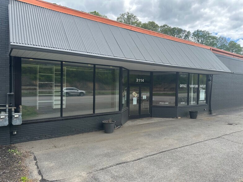Primary Photo Of 3114 William Flynn Hwy, Glenshaw Warehouse For Lease