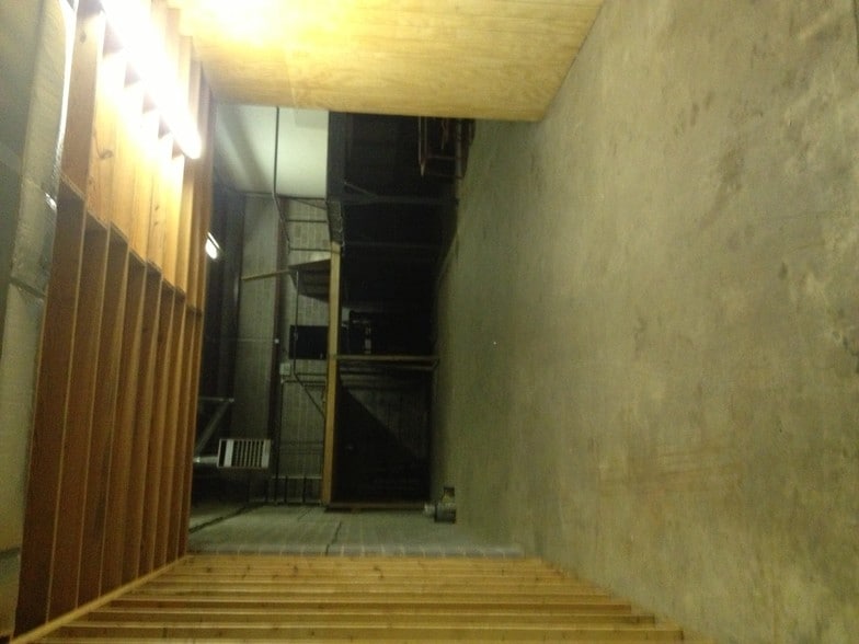 More Photos Of 10545 Guilford Rd, Jessup Light Distribution For Lease