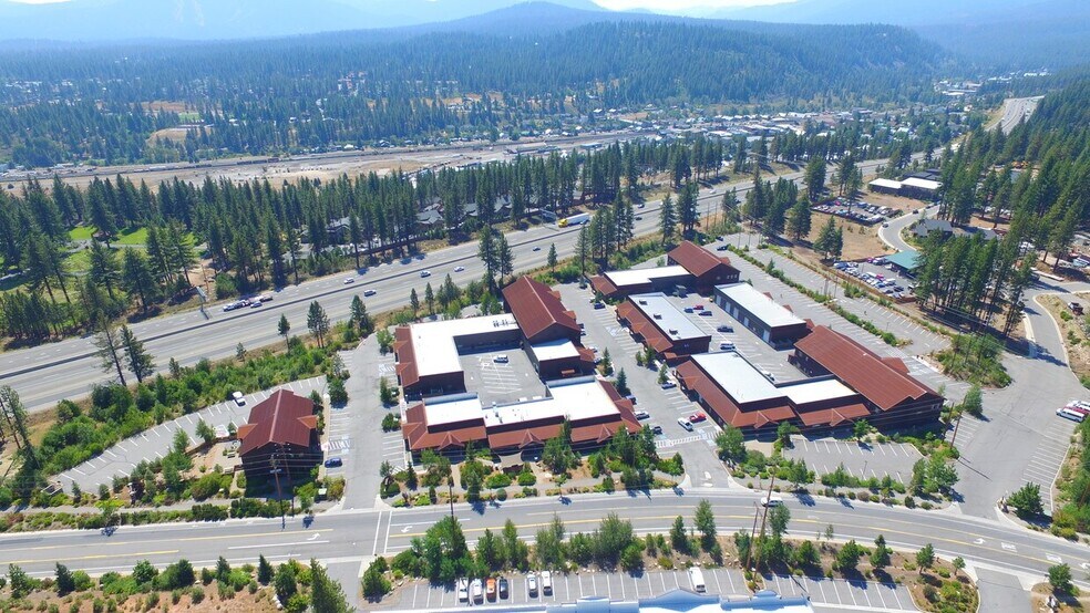 More Photos Of 10925 Pioneer Trl, Truckee Office For Lease