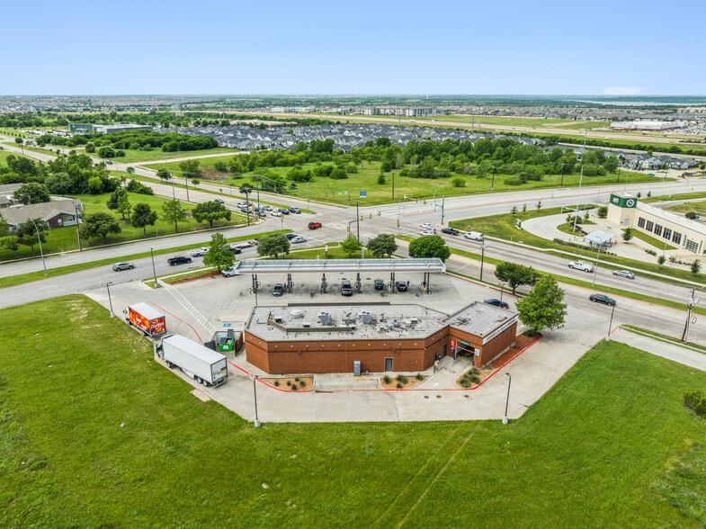 More Photos Of 5420 Altamesa Blvd, Fort Worth Service Station For Sale