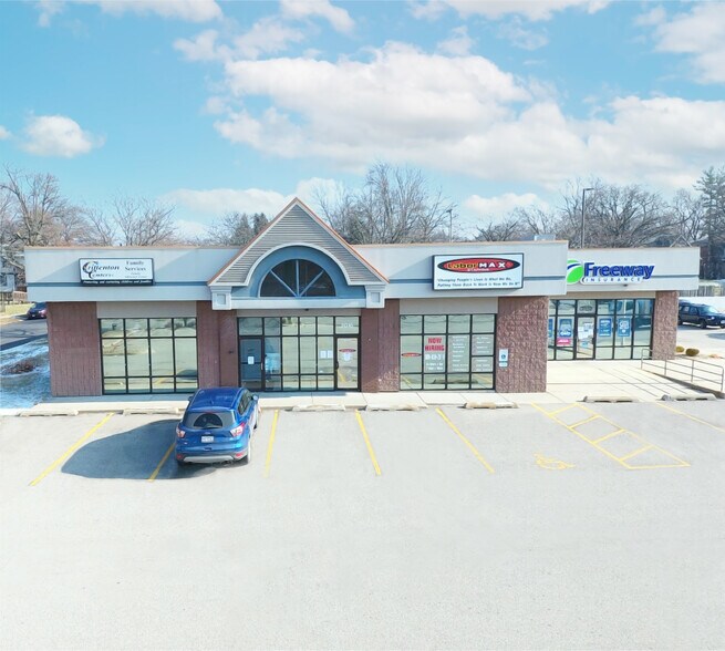 More Photos Of 2014-2016 Knoxville Ave, Peoria Office For Sale