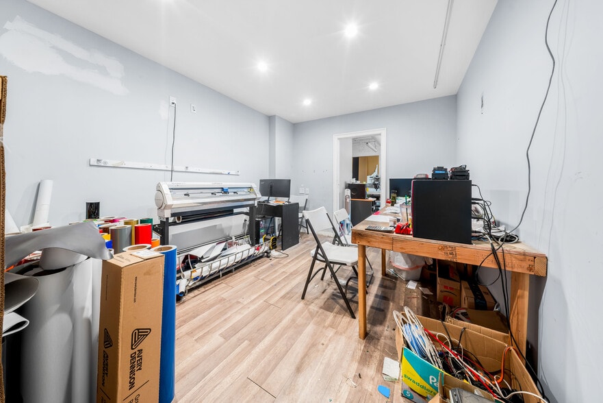 More Photos Of 2006 125th St, College Point Warehouse For Lease