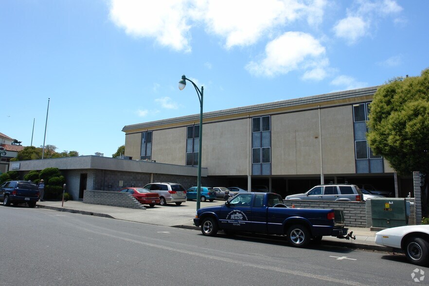 More Photos Of 2445-2447 Santa Clara Ave, Alameda Office For Lease