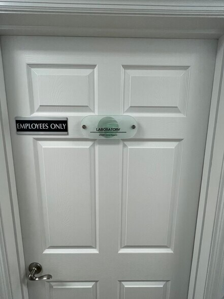 More Photos Of 1104 Kyle Wood Ln, Brandon Medical For Lease