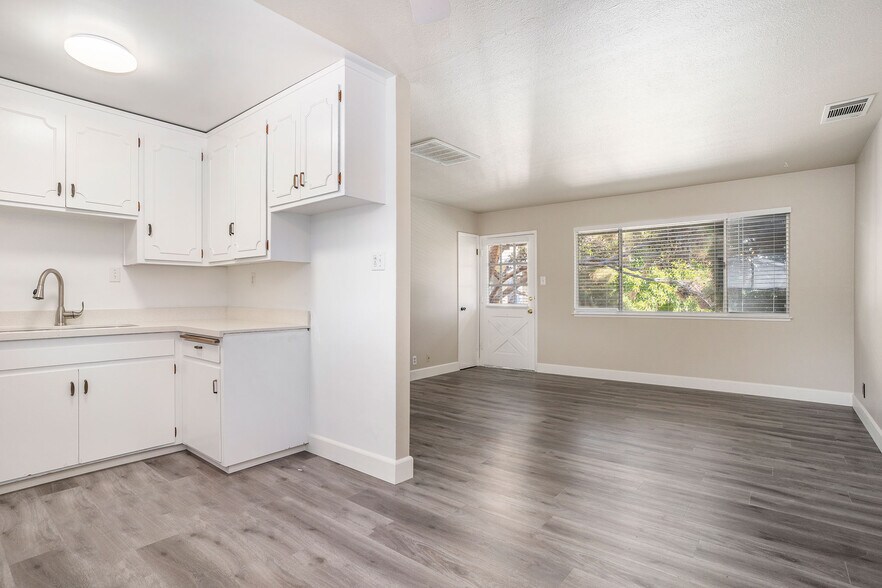 More Photos Of 811 Brown St, Martinez Apartments For Sale