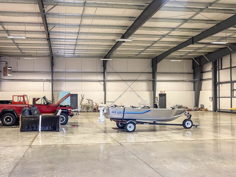More Photos Of 2815 NW Aviation Dr, Roseburg Warehouse For Sale