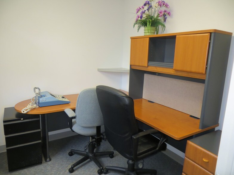 More Photos Of 222 Schanck Rd, Freehold Medical For Lease