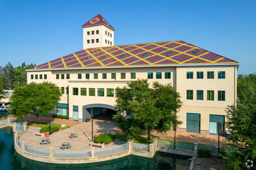 More Photos Of 27393 Ynez Rd, Temecula Unknown For Lease