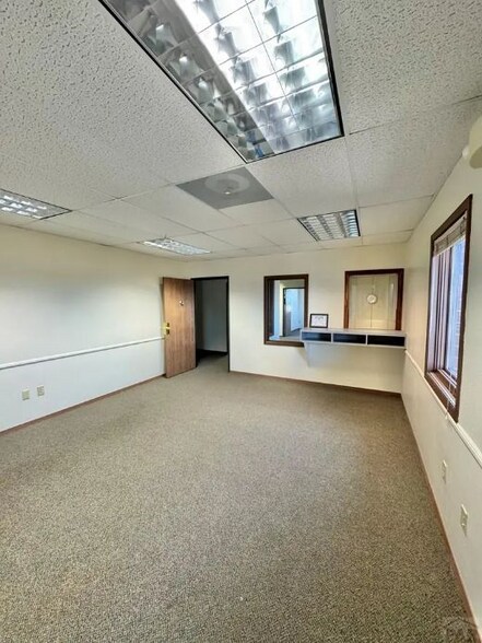 More Photos Of 1420 E 3rd St, La Junta Office For Lease