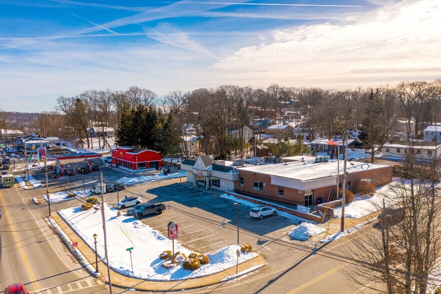 More Photos Of 32 Durban Ave, Hopatcong Freestanding For Sale