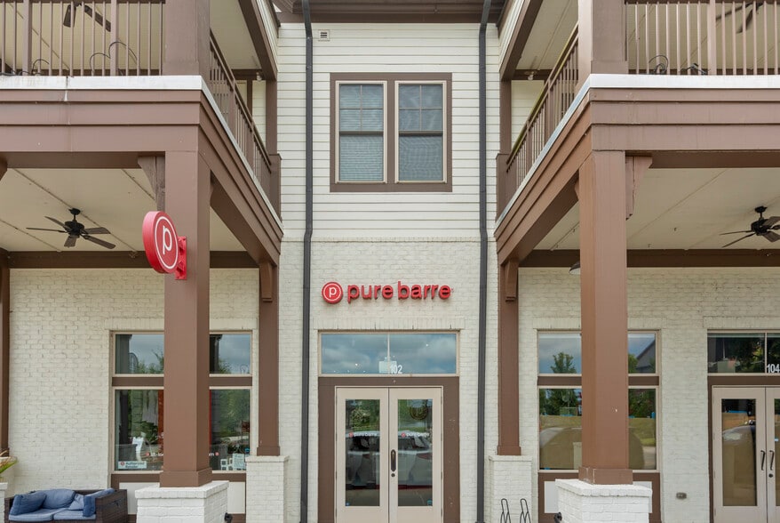 More Photos Of 158 Front St, Franklin Apartments For Sale