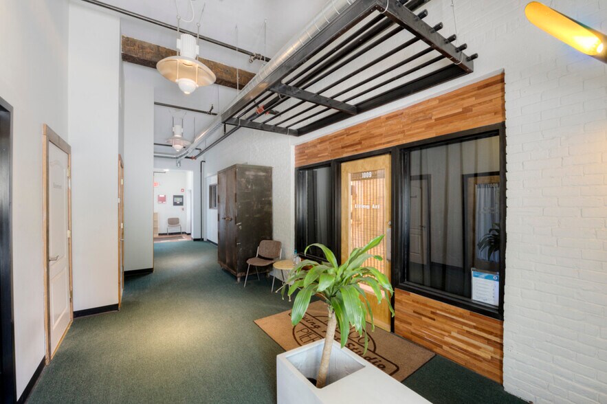 More Photos Of 1003-1013 Church St, Palmer Freestanding For Lease