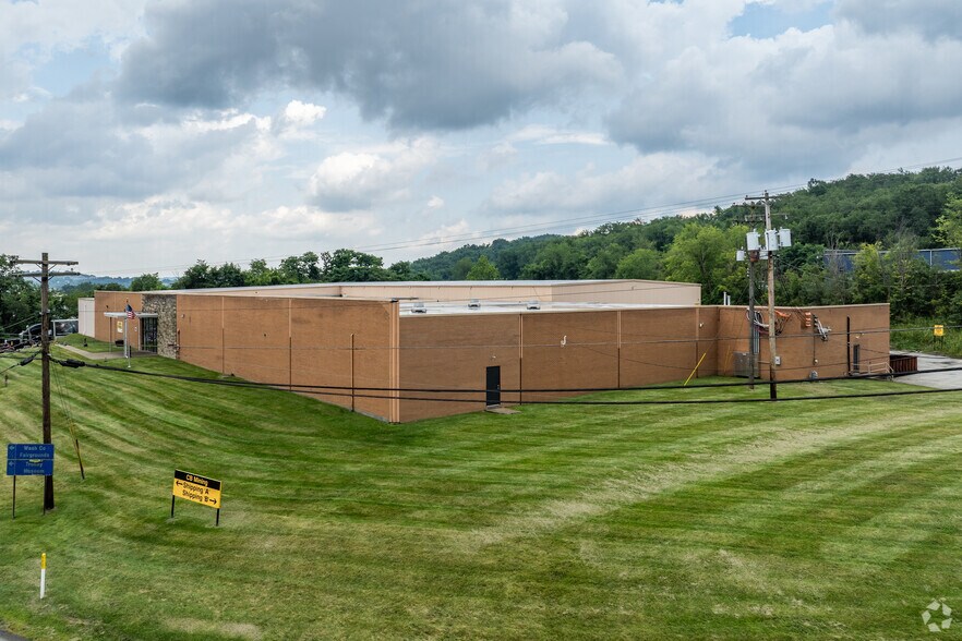 Primary Photo Of 2020 N Main St, Washington Warehouse For Lease