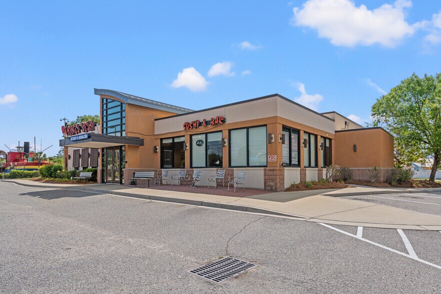 More Photos Of 801 Highway 17 S, North Myrtle Beach Restaurant For Sale