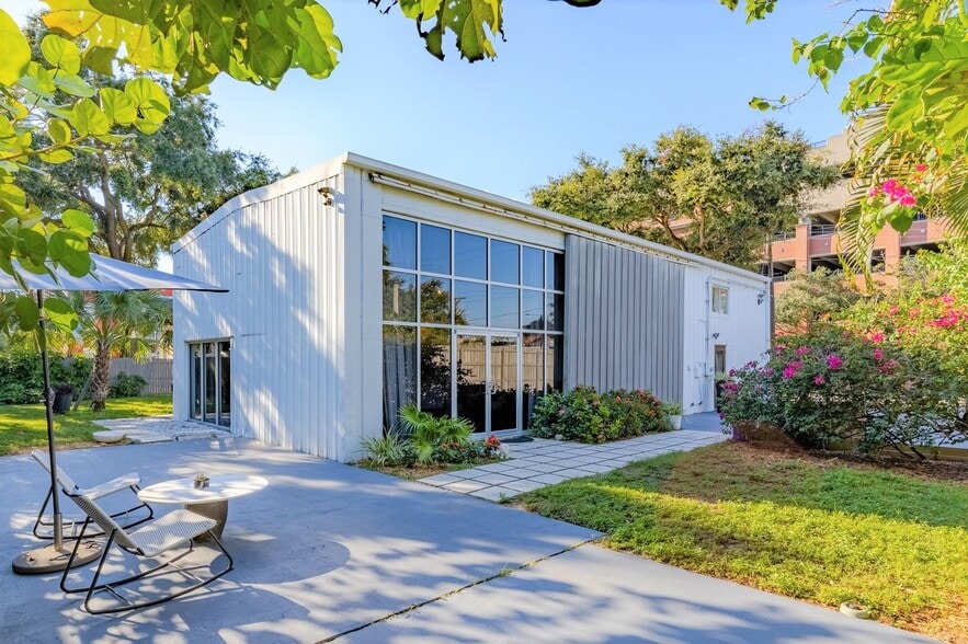 More Photos Of 1517 E 5th Ave, Tampa Office For Sale