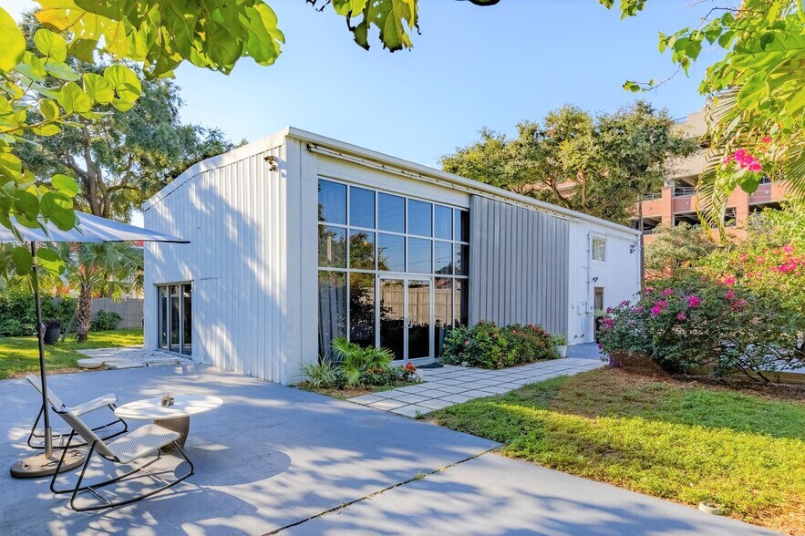 More Photos Of 1517 E 5th Ave, Tampa Office For Lease