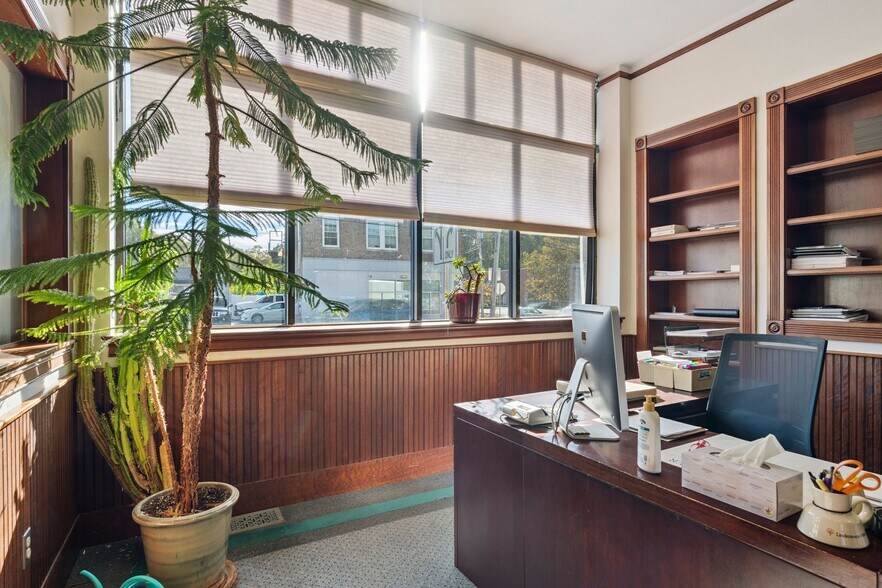 More Photos Of 40 Boston St, Salem Office For Lease