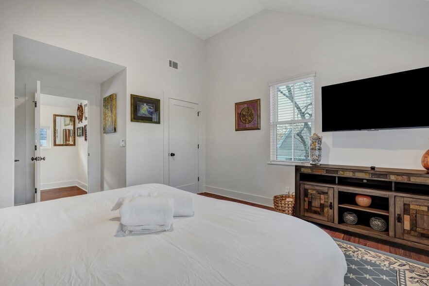 More Photos Of 2716 Mechanics Ave, Savannah Religious Facility For Sale