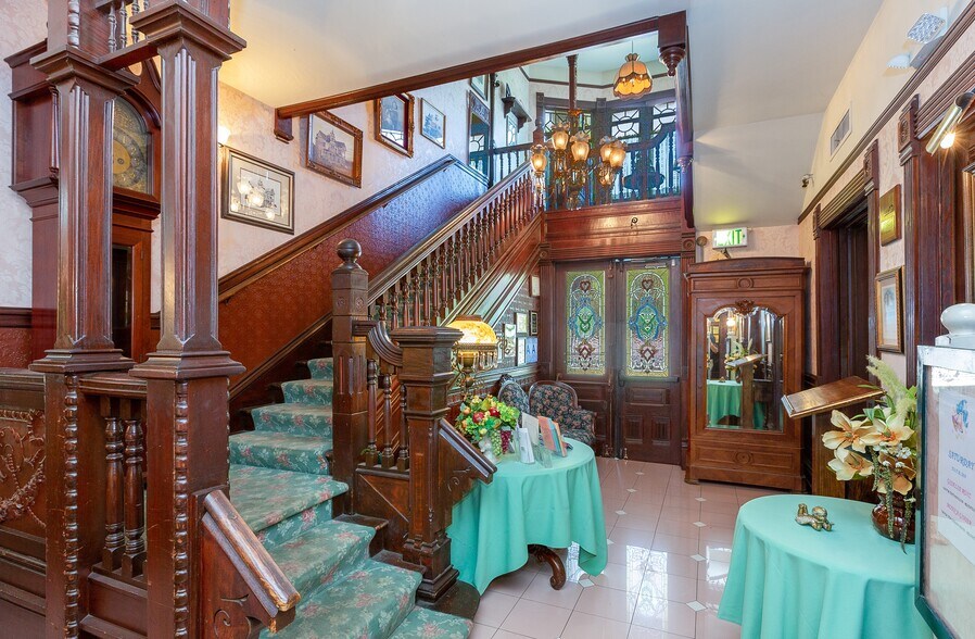 More Photos Of 2064 Orange Tree Ln, Redlands Lodge Meeting Hall For Sale