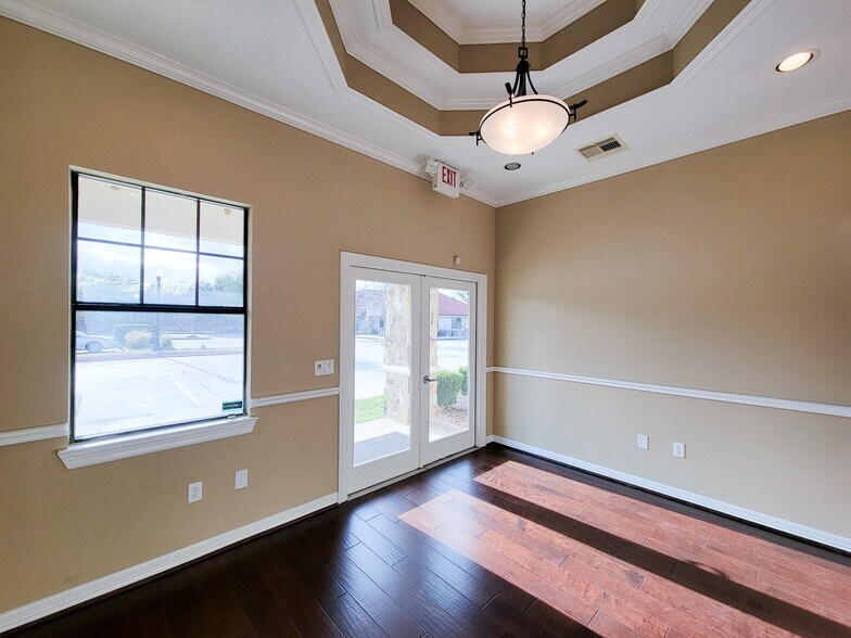 More Photos Of 4502 Riverstone Blvd, Missouri City Medical For Lease