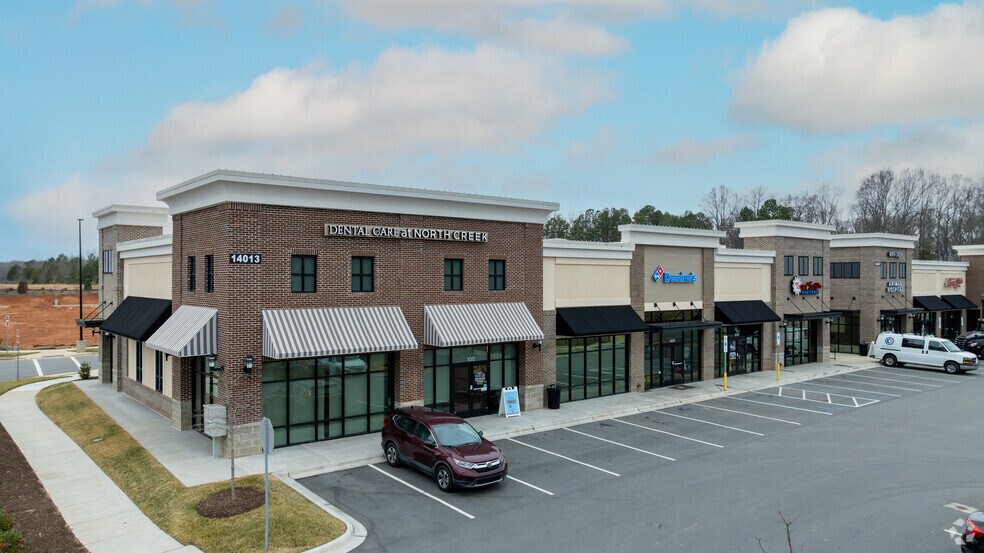 More Photos Of 14013 N Creek Village Dr, Huntersville Unknown For Lease